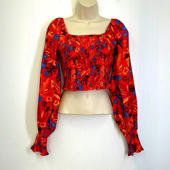 Maison d Amelle - Red Gathered Cropped Colorful Flowers Long Sleeve Crop SZ XS - Picture 1 of 9